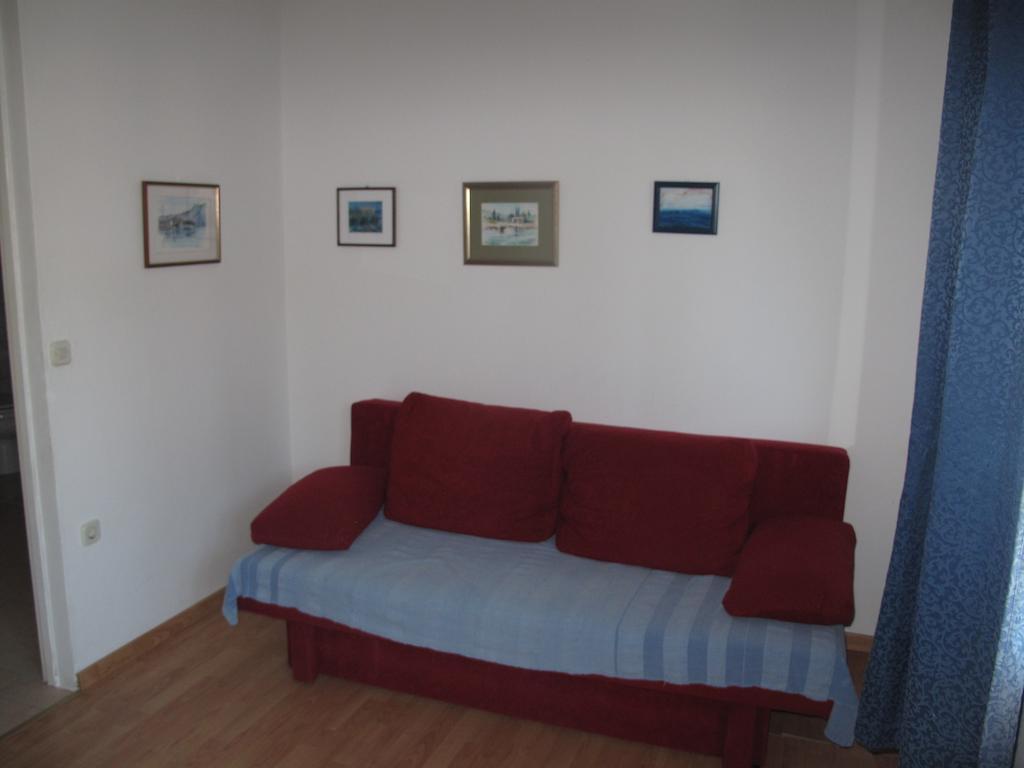 Apartments Zuvela Korcula Town Ruang foto